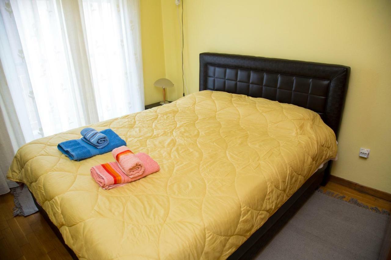 Veta'S Spacious Central Apartment Серрес Екстер'єр фото