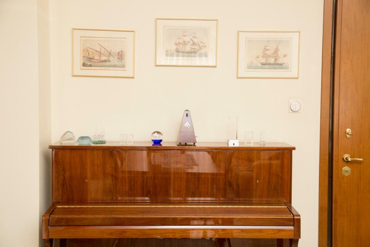 Veta'S Spacious Central Apartment Серрес Екстер'єр фото