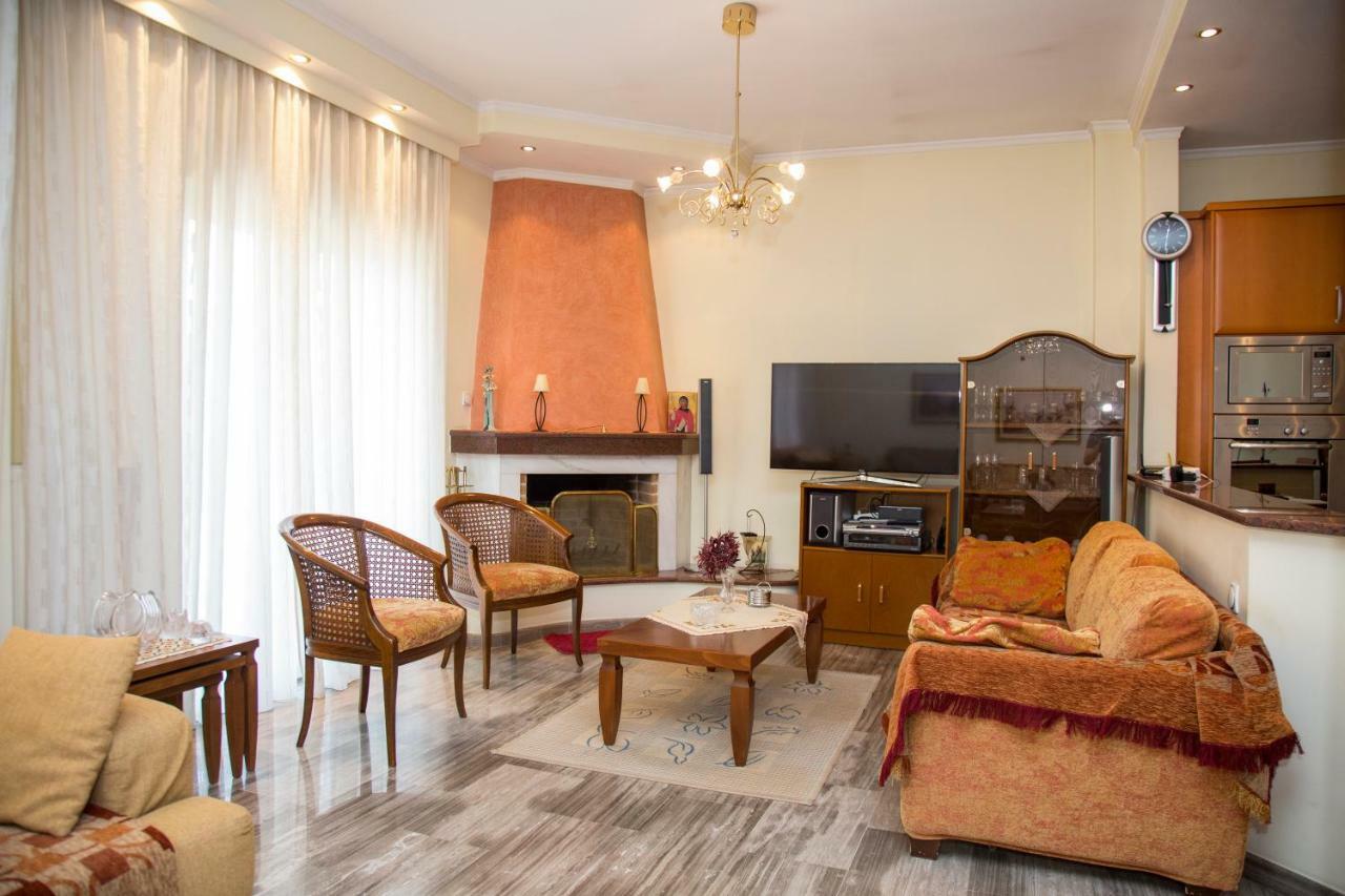 Veta'S Spacious Central Apartment Серрес Екстер'єр фото
